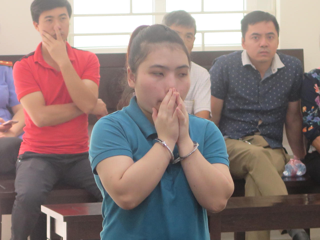 'Dựng' chuyện tình lâm ly, cô gái chiếm đoạt được hàng trăm triệu đồng