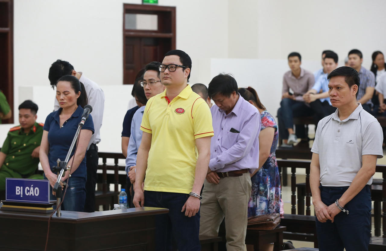 Người 'cầm đầu' vụ thao túng giá chứng khoán lĩnh án chung thân