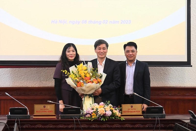 Bàn giao công tác hộ tịch, quốc tịch, chứng thực