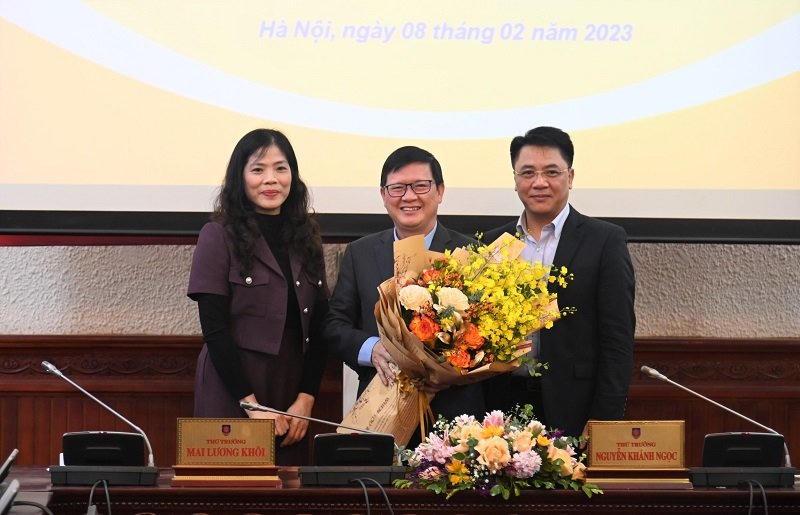 Bàn giao công tác hộ tịch, quốc tịch, chứng thực