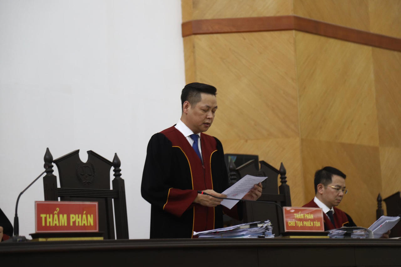 Phúc thẩm vụ thông thầu tại AIC: Không chấp nhận luật sư kháng cáo thay bị cáo