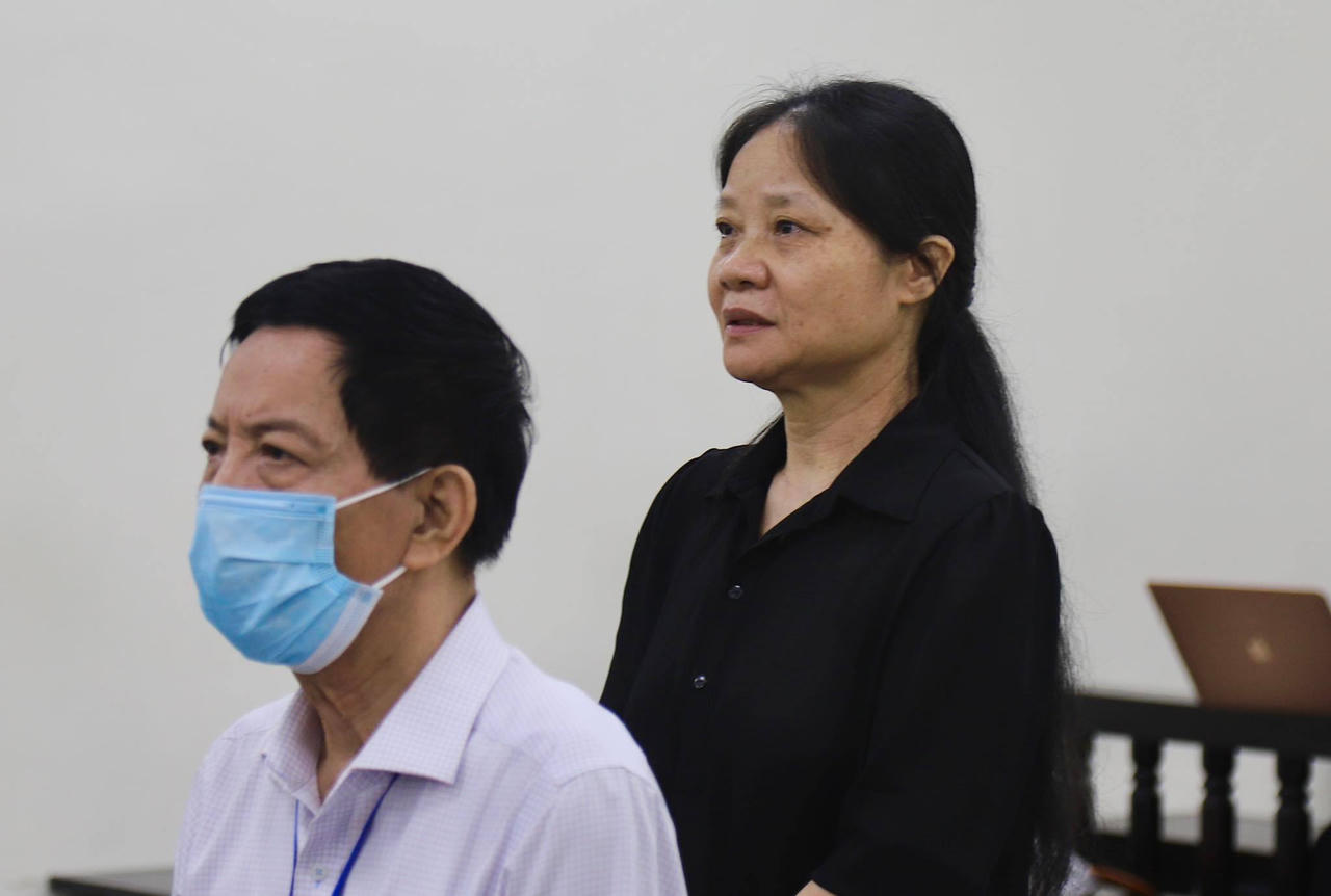 Hai cựu giảng viên làm lộ đề thi tốt nghiệp THPT năm 2021 bị tuyên án