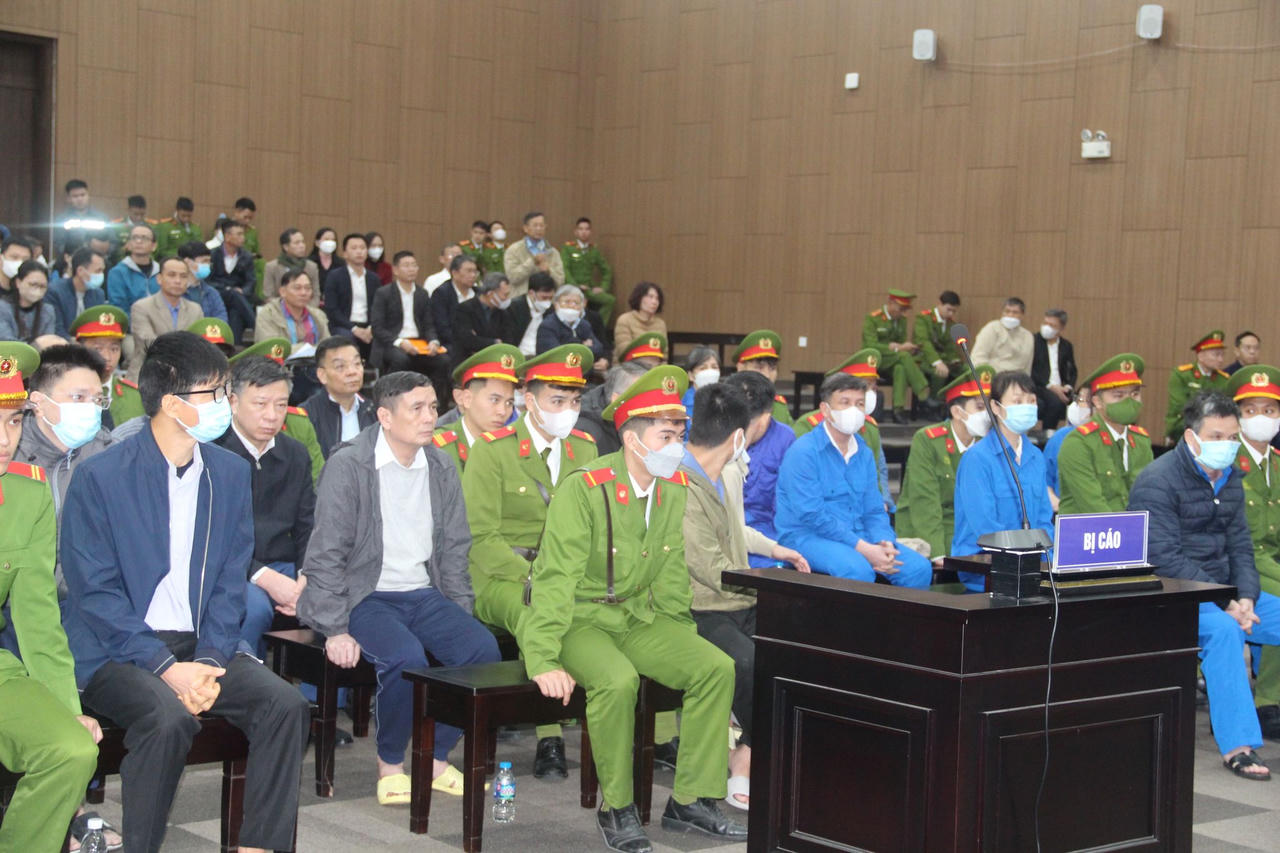 Luật sư bào chữa cho Cựu Bộ trưởng Bộ Y tế Nguyễn Thanh Long và các bị cáo thế nào?