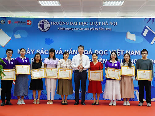 Trường Đại học Luật Hà Nội tổ chức “Ngày Sách và Văn hóa đọc Việt Nam năm 2024”