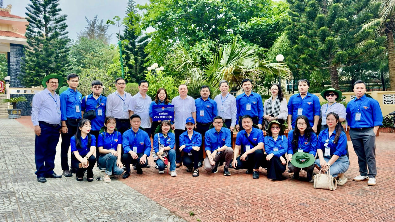 Nhiều hoạt động ý nghĩa trong hành trình “Tuổi trẻ vì biển đảo quê hương năm 2024” 