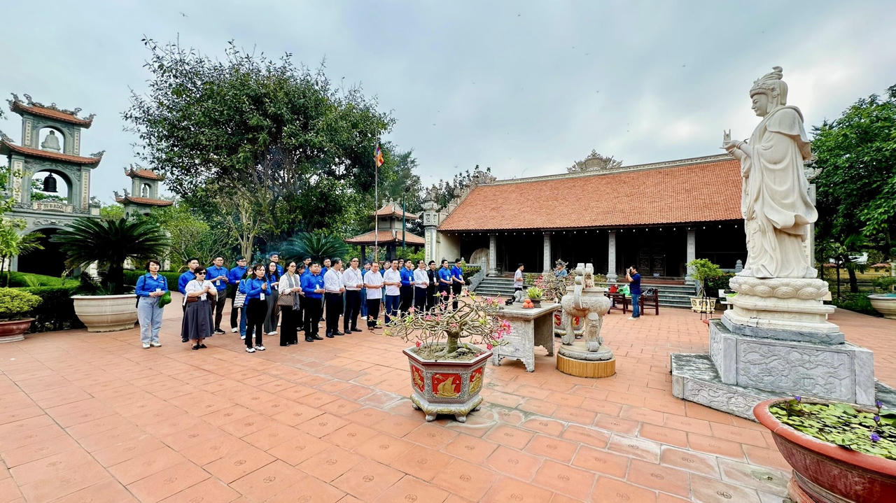 Nhiều hoạt động ý nghĩa trong hành trình “Tuổi trẻ vì biển đảo quê hương năm 2024” 