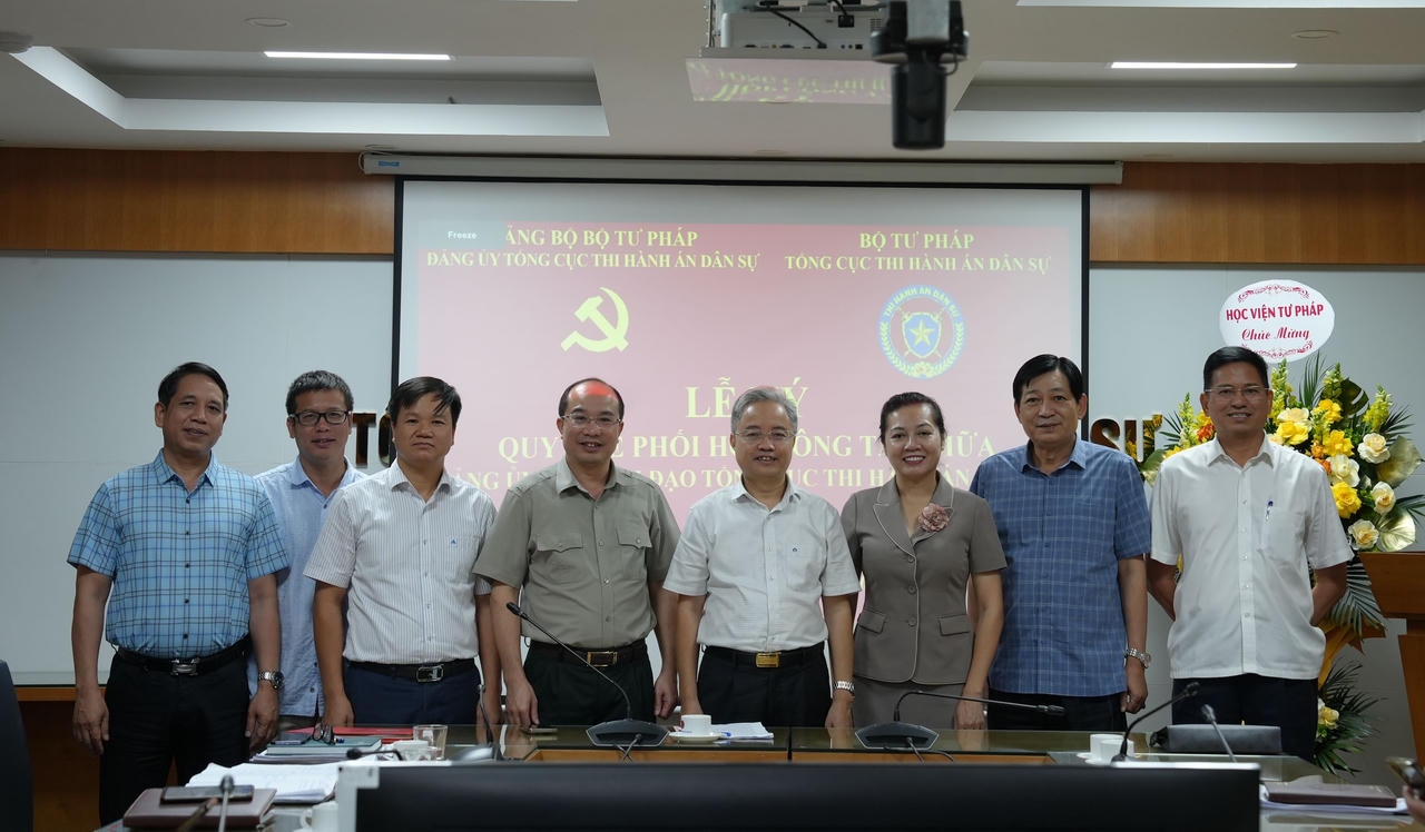 Ký kết Quy chế phối hợp công tác giữa Đảng ủy và Lãnh đạo Tổng cục Thi hành án dân sự