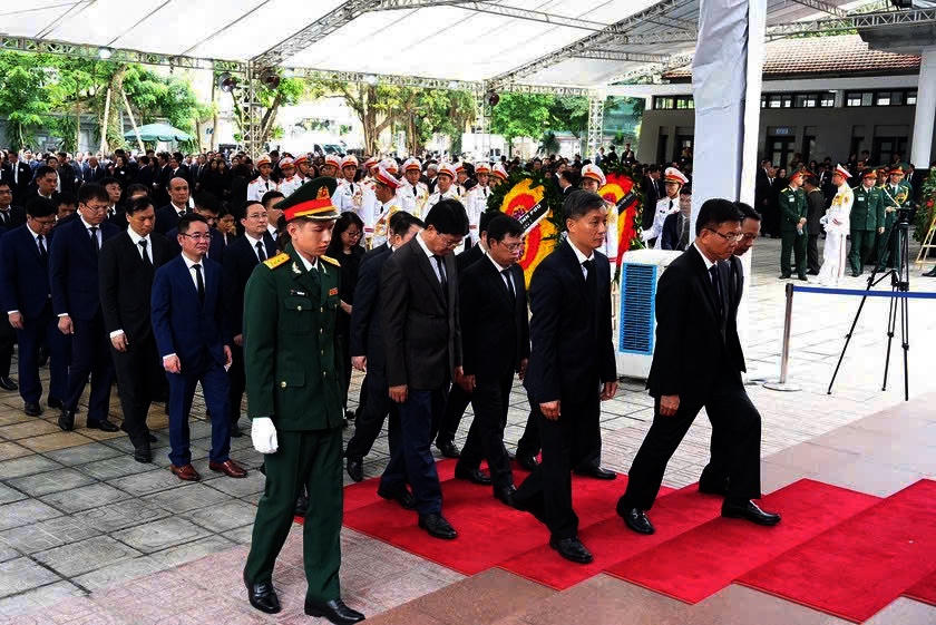 Đoàn Bộ Tư pháp viếng Tổng Bí thư Nguyễn Phú Trọng