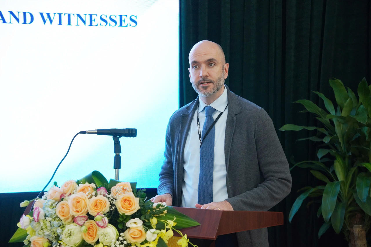 Ra mắt khoá học trực tuyến “Kiến thức cơ bản về trẻ em là người bị hại và người làm chứng trong tố tụng hình sự”