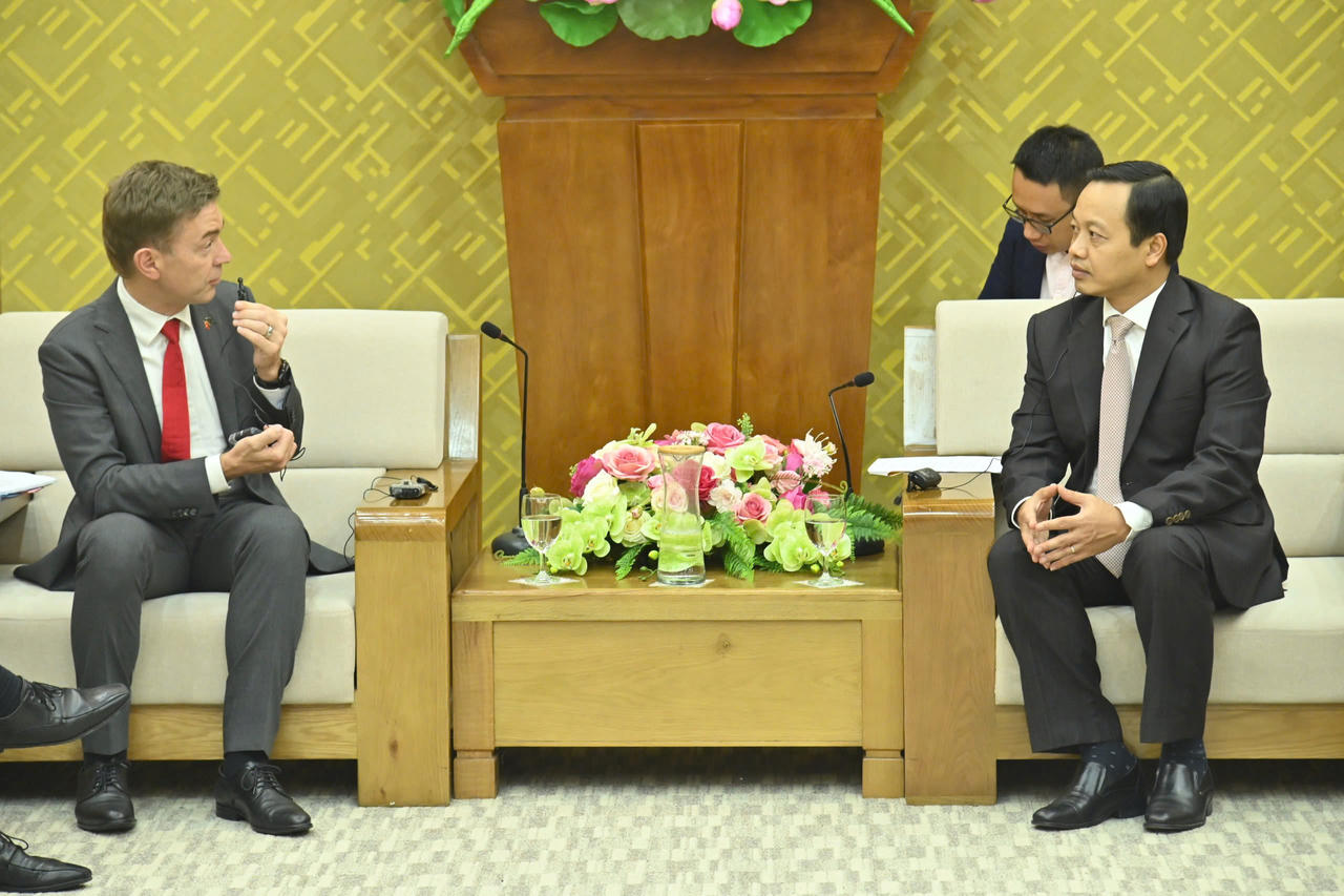 Tiếp tục tăng cường hợp tác pháp luật và tư pháp với Liên minh châu Âu