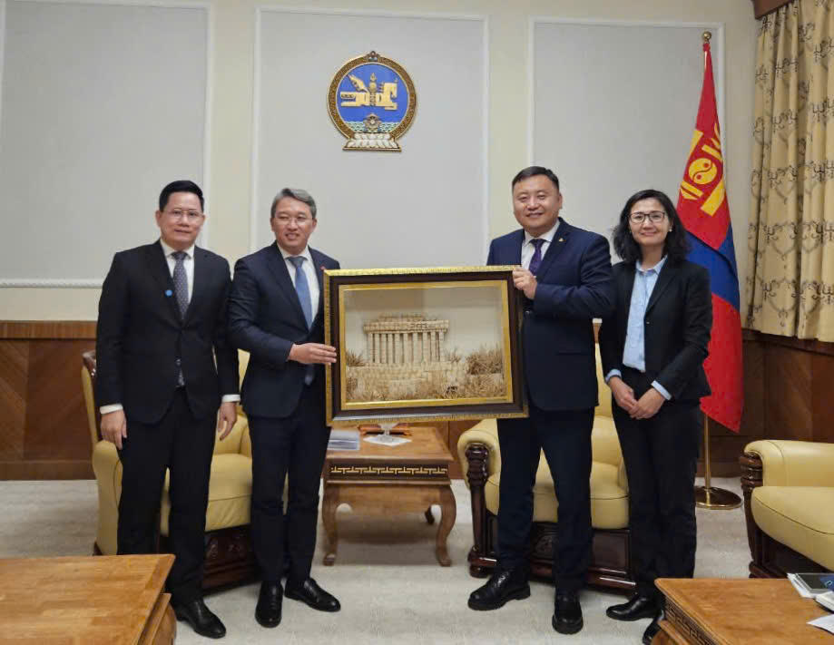 Đưa quan hệ hợp tác pháp luật và tư pháp với Mông Cổ bước sang một giai đoạn mới