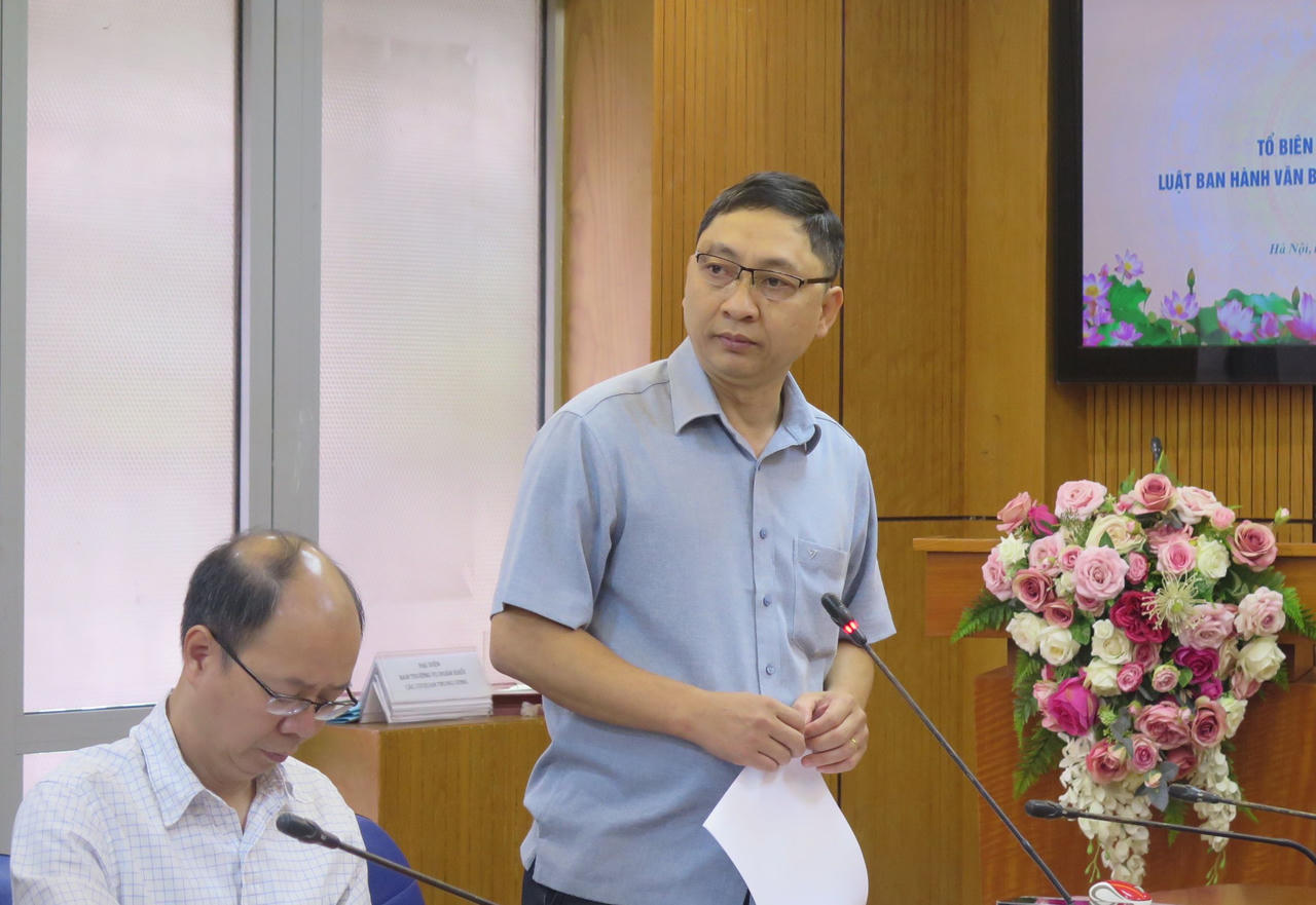 Xây dựng cơ chế, chính sách cho người làm công tác xây dựng pháp luật