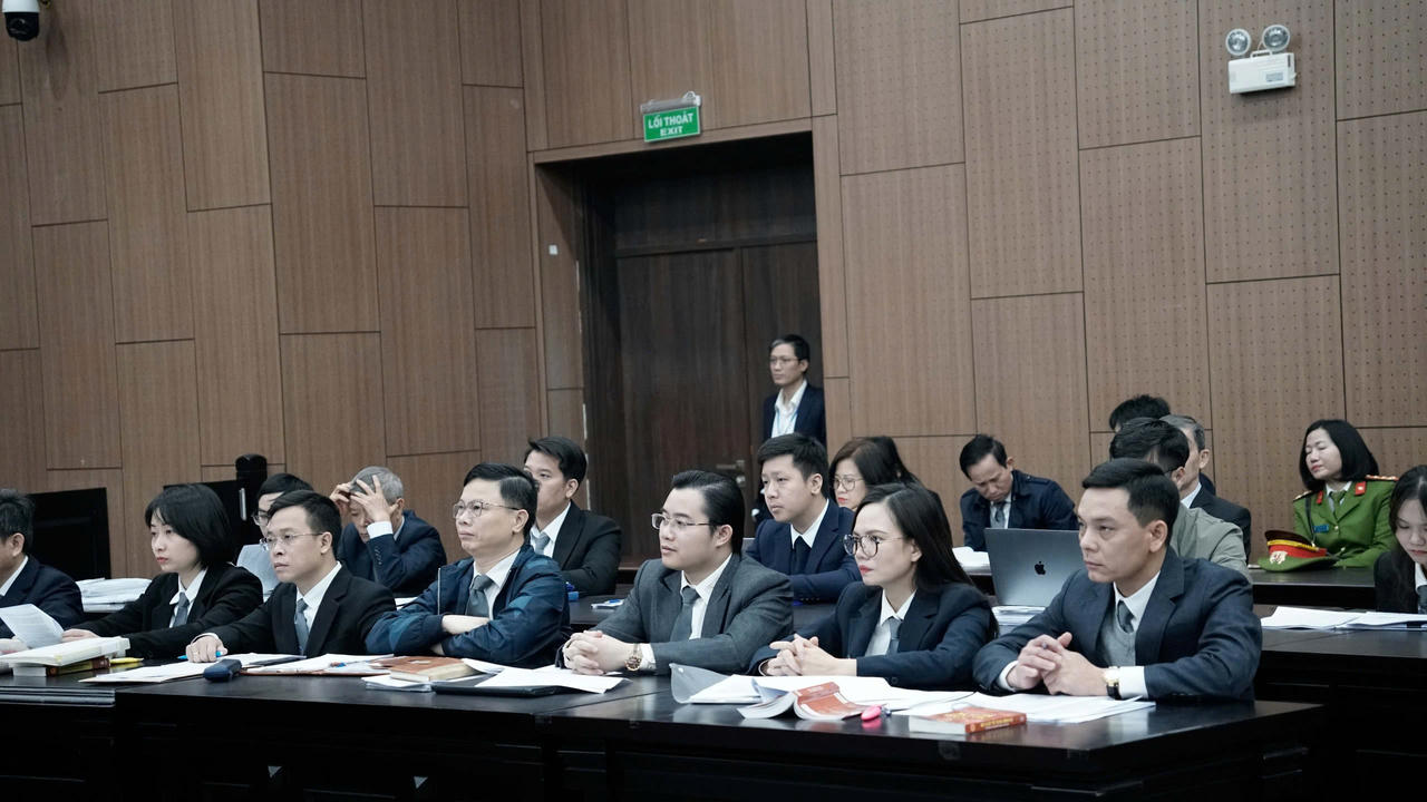 Xét xử vụ án 'Chuyến bay giải cứu' giai đoạn 2: Các bị cáo hối hận xin HĐXX xem xét mức án