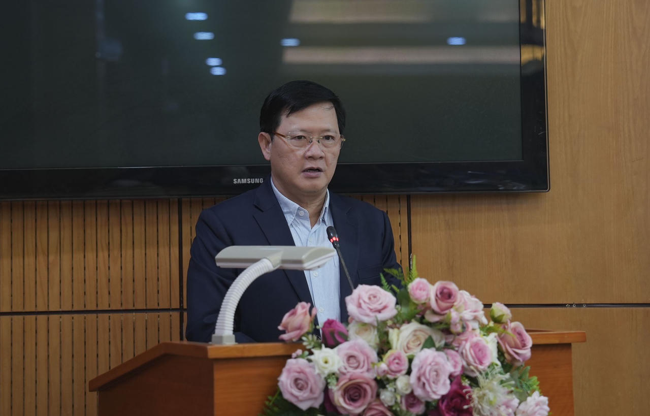 Tổng cục Thi hành án dân sự: Bàn giao công tác và trao các quyết định về công tác cán bộ