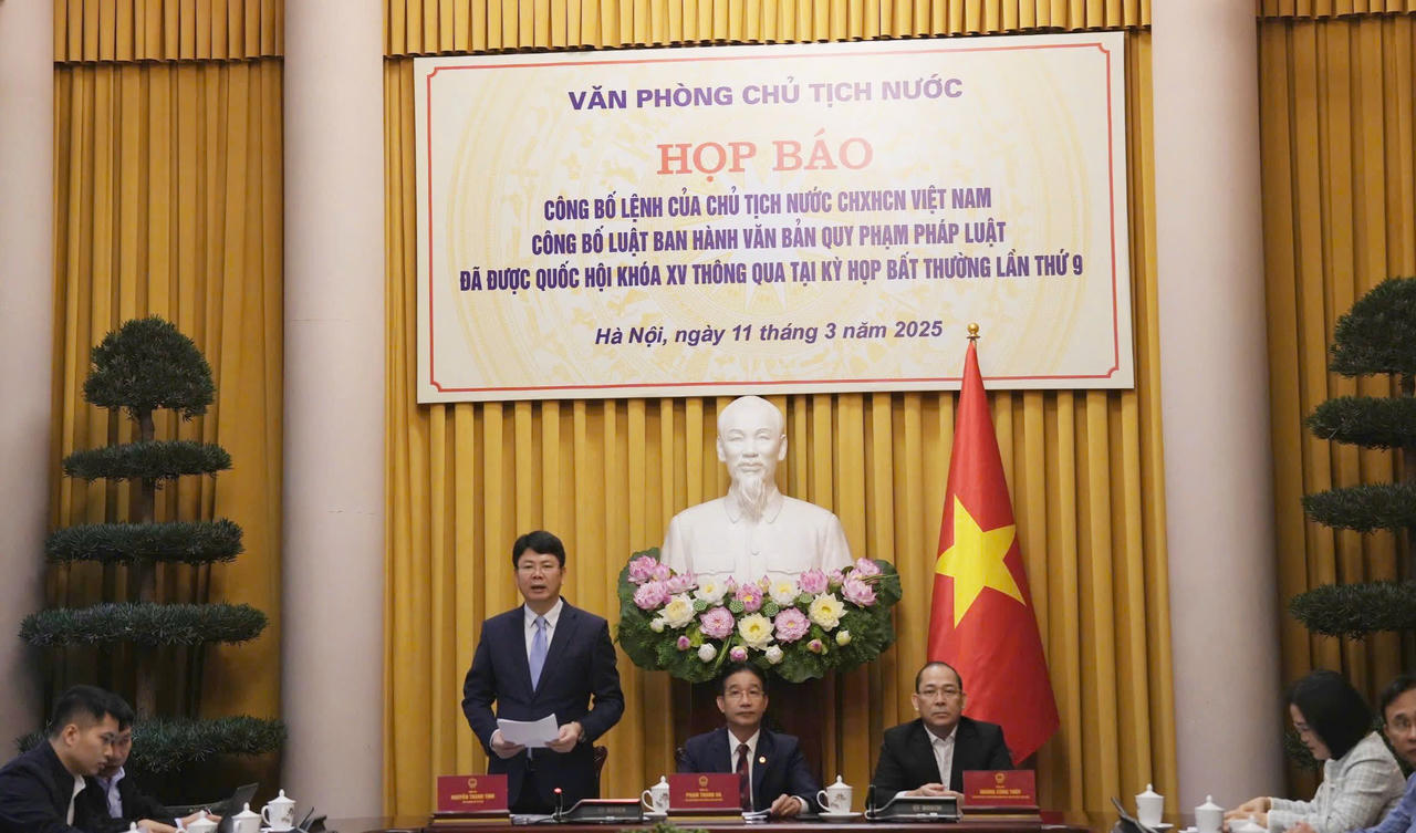 Công bố Lệnh của Chủ tịch nước đối với Luật Ban hành văn bản quy phạm pháp luật