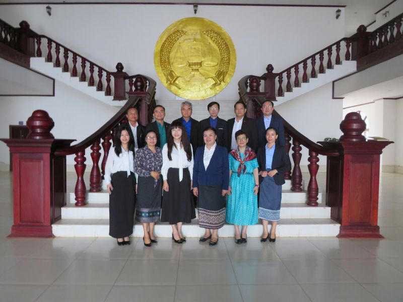 Đoàn công tác của Bộ Tư pháp Việt Nam sang làm việc tại Bộ Tư pháp Lào
