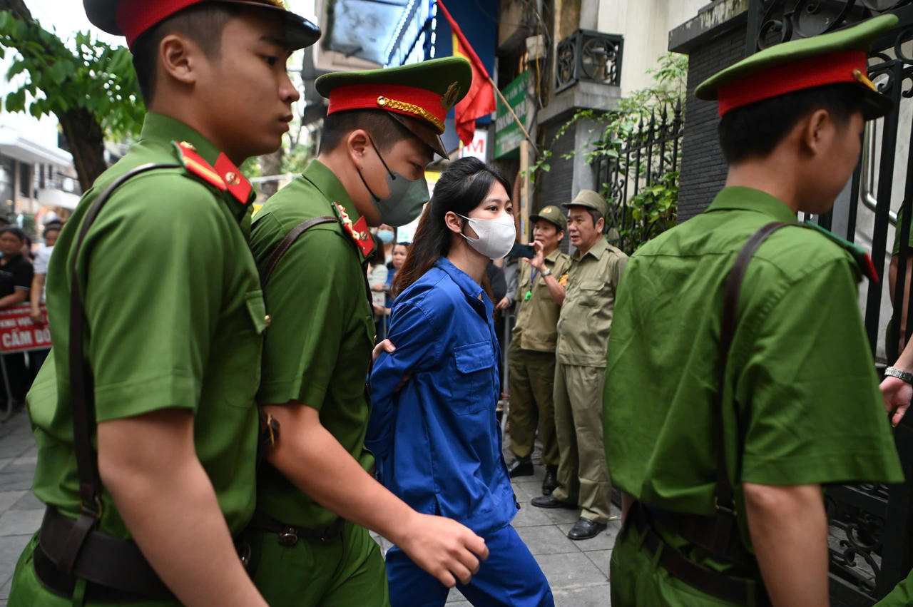 Ngày trả giá của nhóm “quái xế” trong vụ đâm tử vong cô gái dừng đèn đỏ