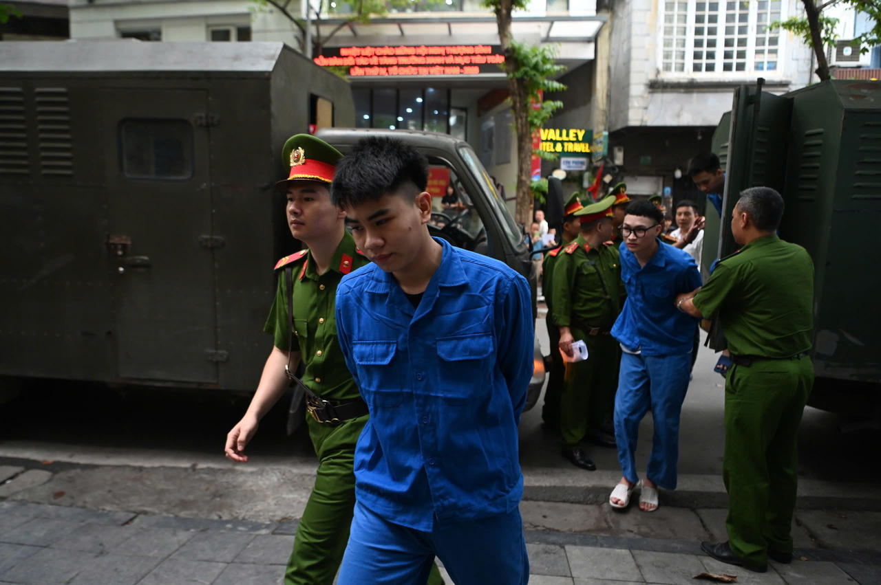 Ngày trả giá của nhóm “quái xế” trong vụ đâm tử vong cô gái dừng đèn đỏ