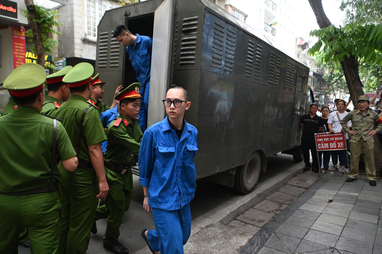 Ngày trả giá của nhóm “quái xế” trong vụ đâm tử vong cô gái dừng đèn đỏ