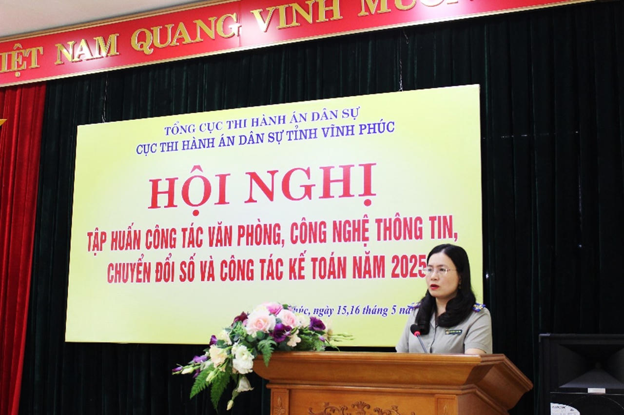Cục thi hành án dân sự Vĩnh Phúc tập huấn công tác văn phòng, công nghệ thông tin, chuyển đổi số và công tác kế toán năm 2025