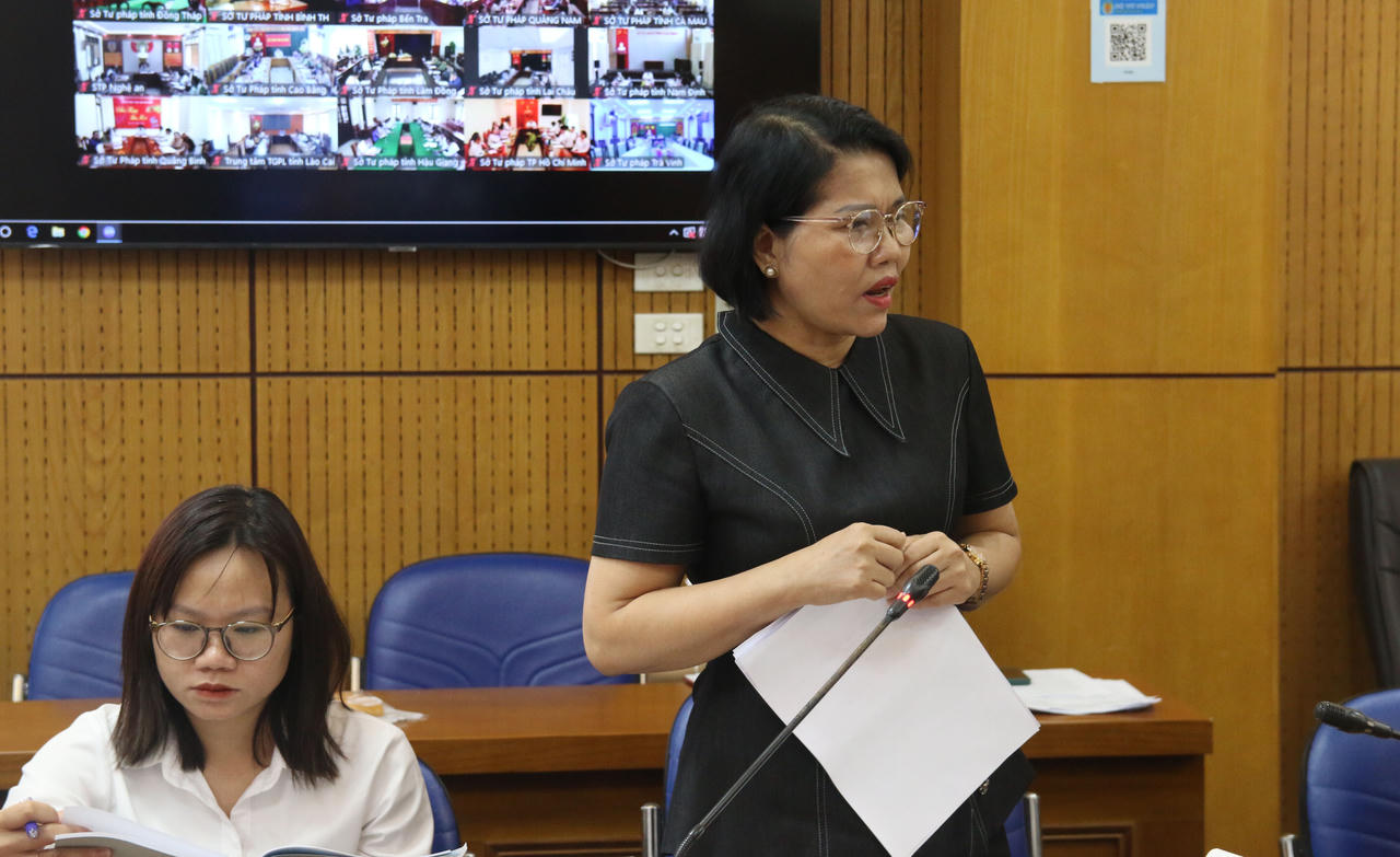 Hoàn thiện chính sách, pháp luật về trợ giúp pháp lý