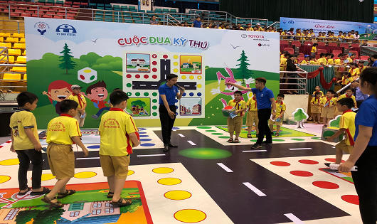 Khởi động chương trình “Toyota cùng em học an toàn giao thông” năm học 2017-2018