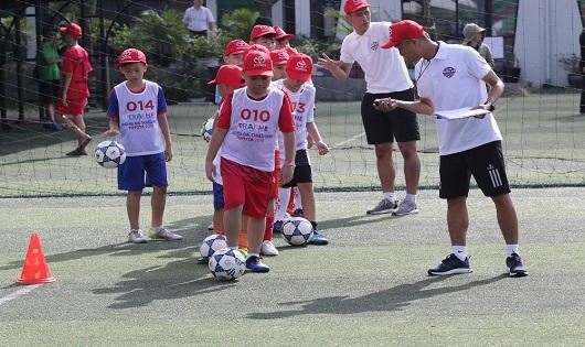 Bắt đầu sơ tuyển Trại hè Bóng đá Thiếu niên Toyota 2019
