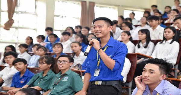 Hơn 1.500 sinh viên đại học, cao đẳng được trang bị kỹ năng quản lý tài chính 