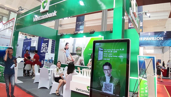 Khai mạc Diễn đàn cao cấp và triển lãm quốc tế về công nghiệp 4.0