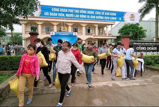 NEU khuyến nghị chính sách khẩn cấp để giải quyết hai điểm nghẽn mấu chốt