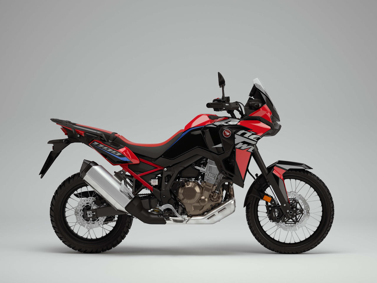 Honda Việt Nam chính thức giới thiệu mẫu xe Africa Twin thế hệ 2023 mới