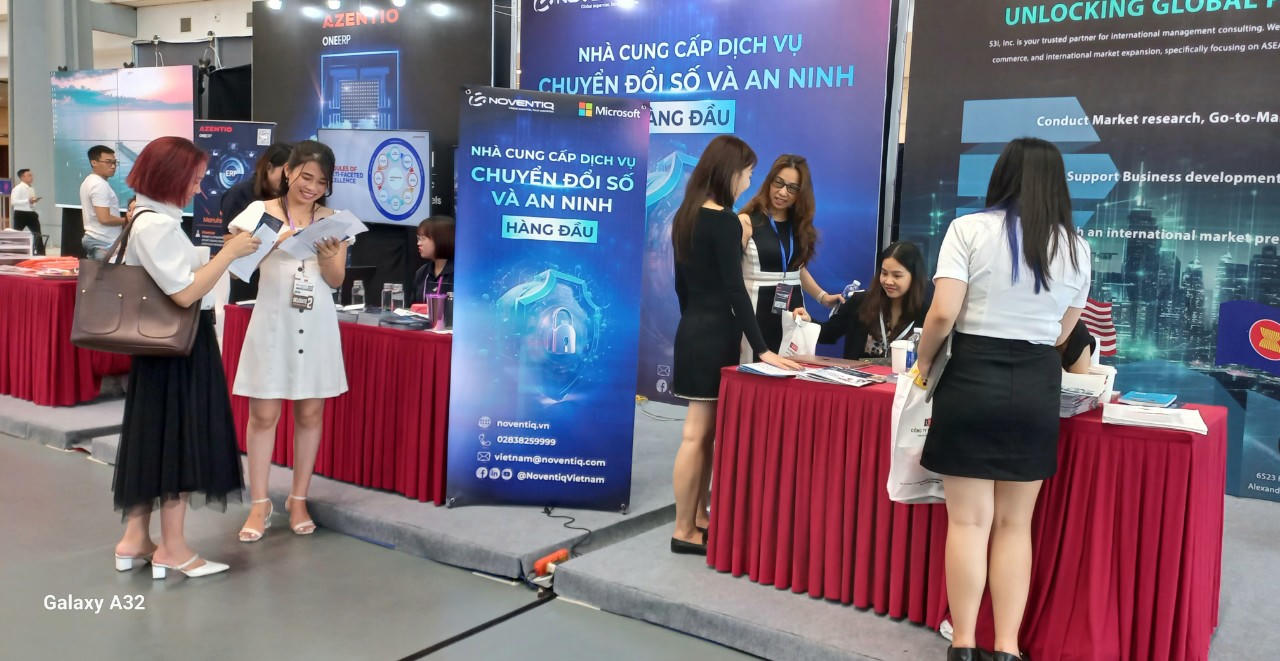 Chuyển đổi số và chuyển đổi xanh ngành dịch vụ: Vẫn còn nhiều lĩnh vực phát triển chưa tương xứng