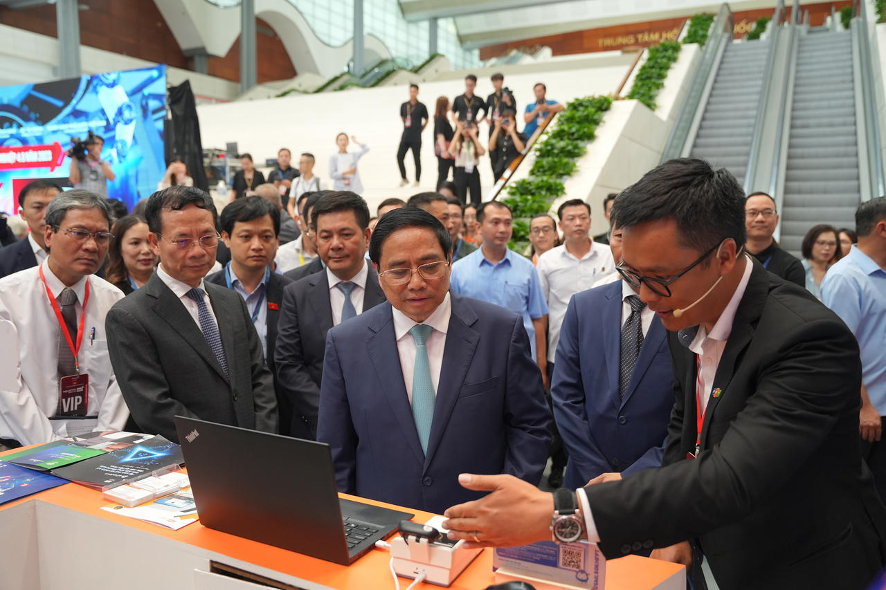 'Chuyển đổi số là cơ hội để Việt Nam thực hiện khát vọng phồn vinh'