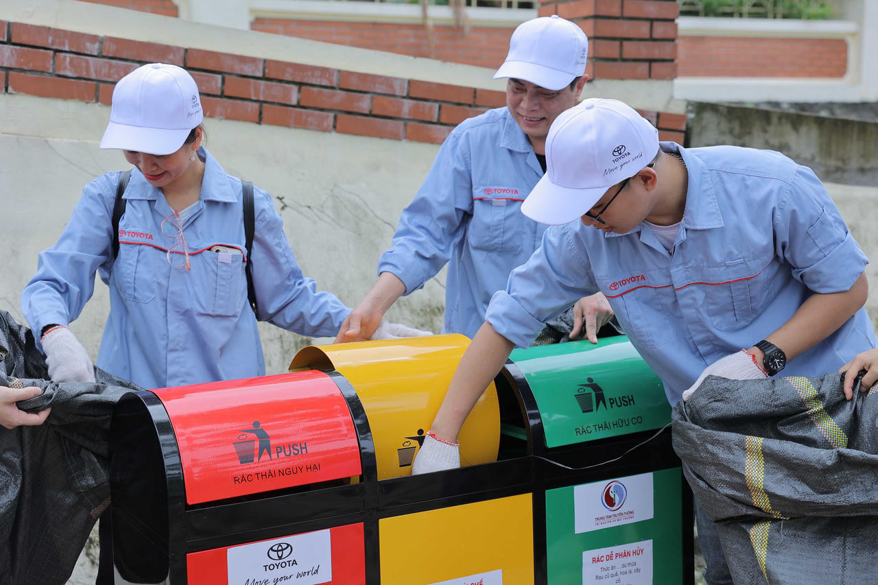 Toyota Việt Nam hưởng ứng tháng hành động vì môi trường