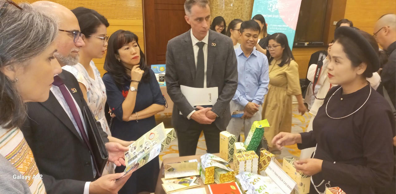 30 tổ chức kinh doanh tạo tác động xã hội nhận hỗ trợ tài chính và kỹ thuật từ các tổ chức quốc tế