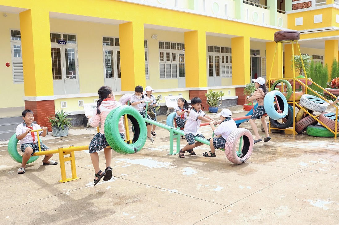 Khởi động Chương trình 'Toyota chung tay xanh hóa học đường' năm 2023