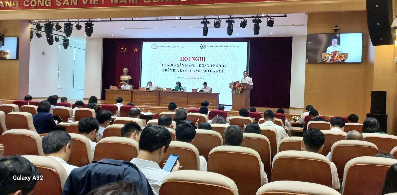 Tăng trưởng tín dụng mới đạt 5,56%