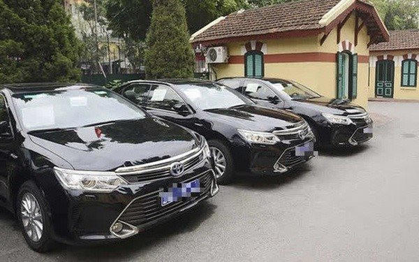 Bộ Tài chính phát hành Công văn làm rõ quy định về tiêu chuẩn, định mức sử dụng xe ô tô