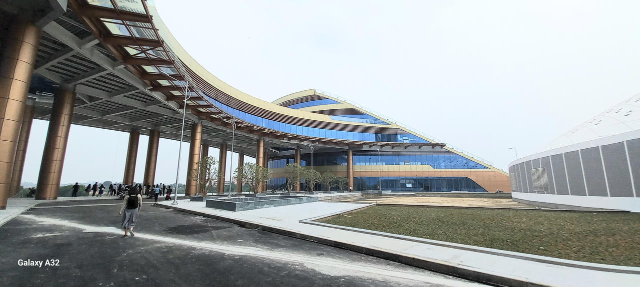 NIC Hòa Lạc trước thềm khai trương: Xây tổ đón 'đại bàng'