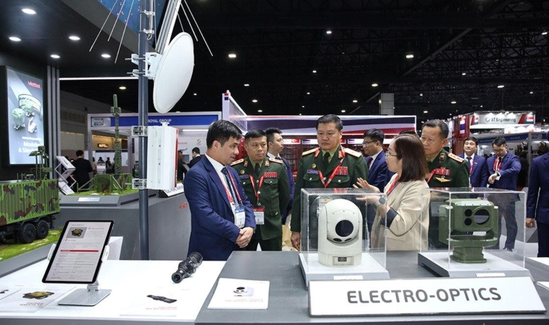 Viettel tổ chức gian hàng quốc gia Việt Nam tại Triển lãm Quốc phòng và An ninh 2023 (Thái Lan)