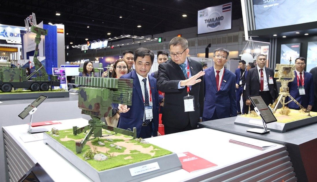 Viettel tổ chức gian hàng quốc gia Việt Nam tại Triển lãm Quốc phòng và An ninh 2023 (Thái Lan)