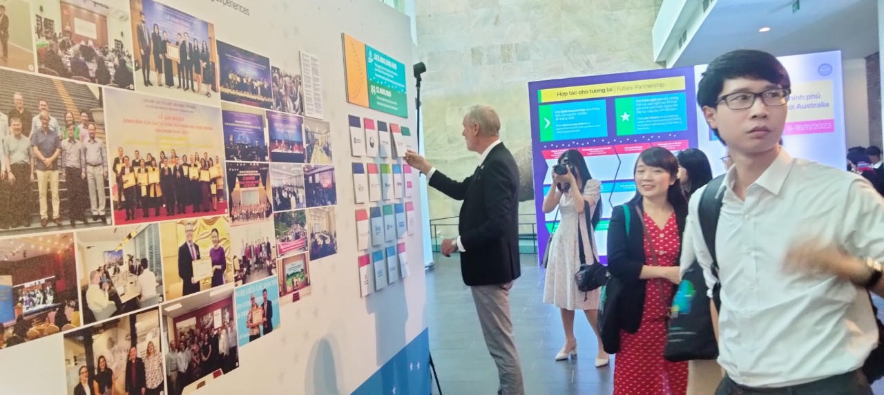 Triển lãm thành tựu phát triển của các tổ chức phi chính phủ hợp tác với Australia tại Việt Nam