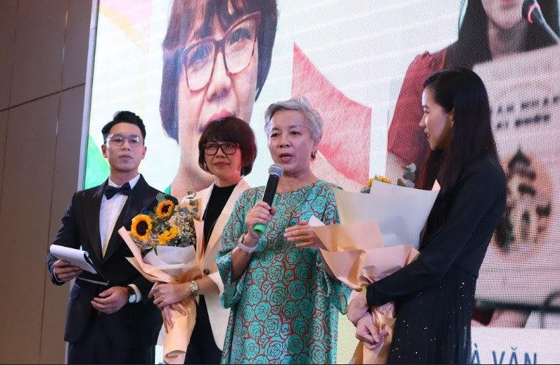 Trao giải cuộc thi viết “Vẻ đẹp của sự đa dạng”