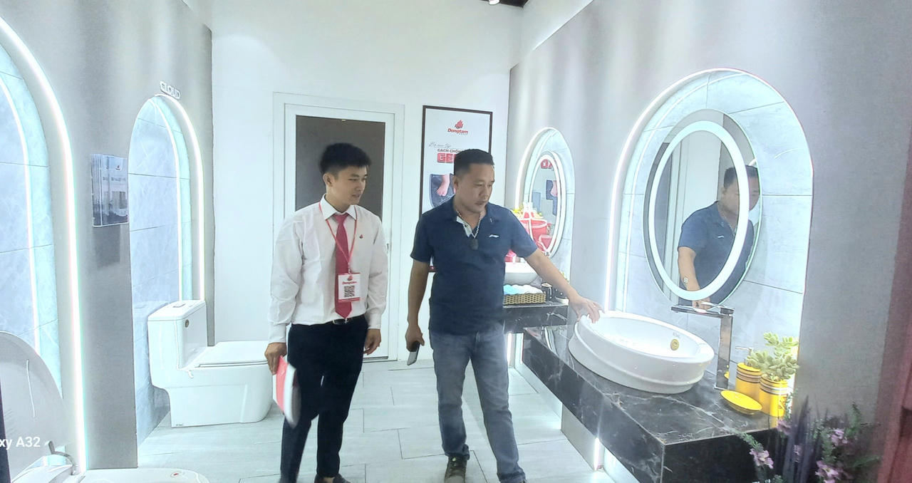 Khai mạc Triển lãm Quốc tế VIETBUILD Hà Nội 2023 lần thứ ba