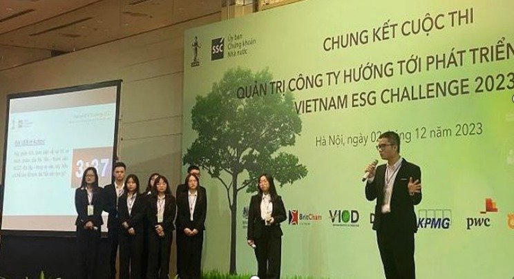 Chung kết cuộc thi 'Quản trị công ty hướng tới phát triển bền vững' mùa thứ Nhất