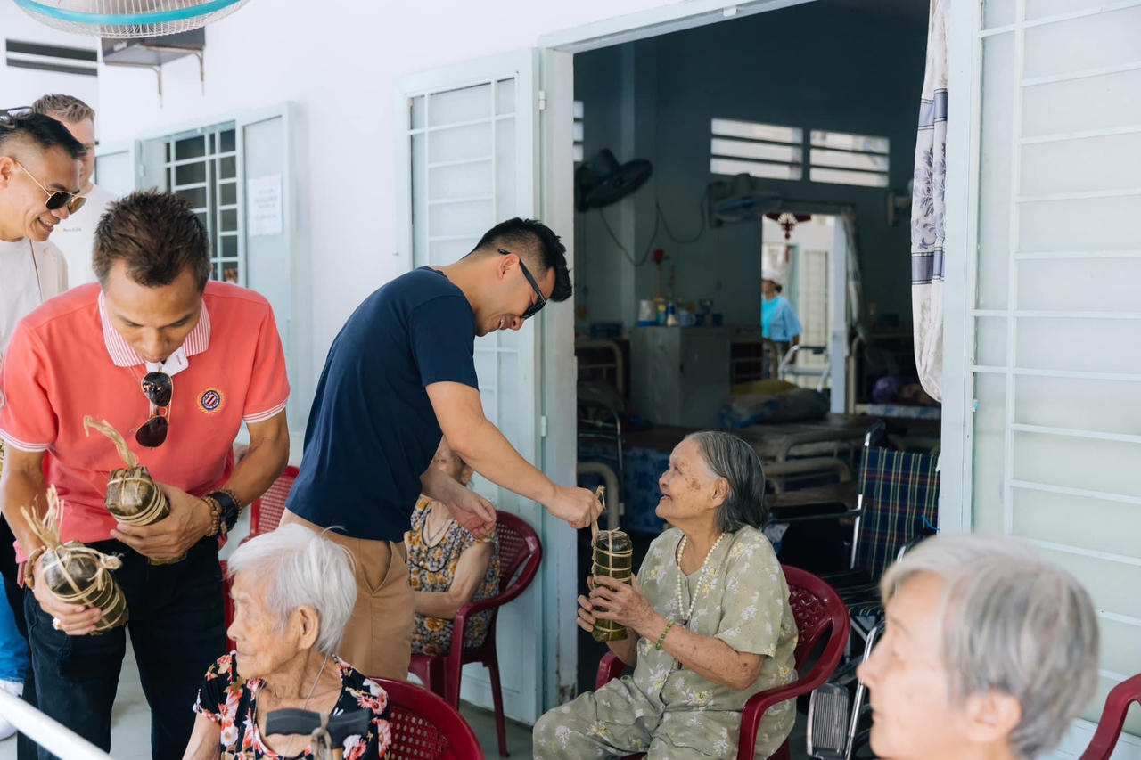 Sun Life với nhiều hoạt động ý nghĩa, mang Tết Lạc Quan đến gần hơn với mọi nhà