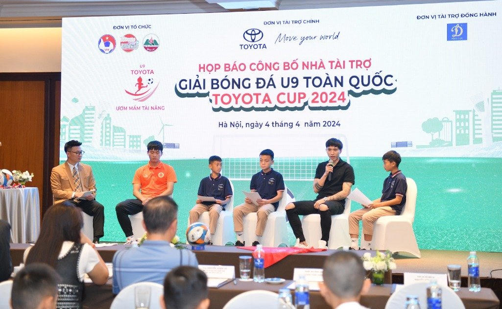 Khởi động giải bóng đá U9 toàn quốc Toyota Cup 2024