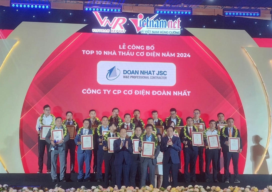 Tôn vinh Top 500 doanh nghiệp tăng trưởng nhanh nhất Việt Nam