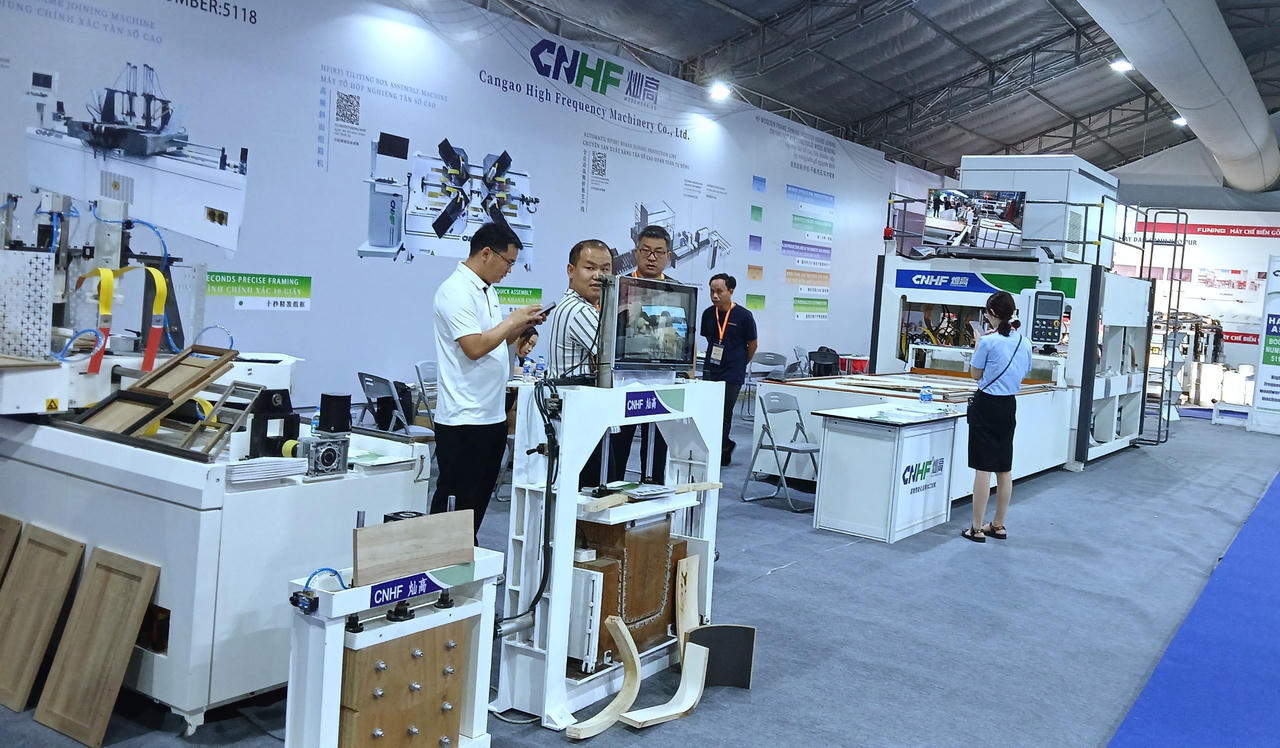 Khai mạc Triển lãm Quốc tế VIETBUILD INDUSTRY 2024