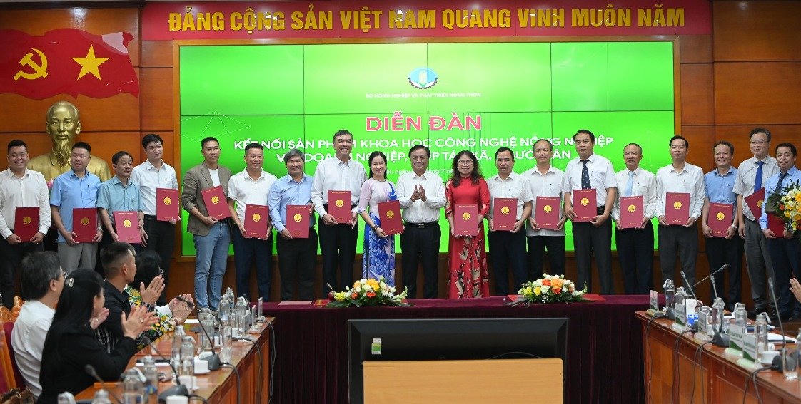 'Tư lệnh' ngành Nông nghiệp: 'Diễn đàn là để kết nối, thị trường là để đi xa…'